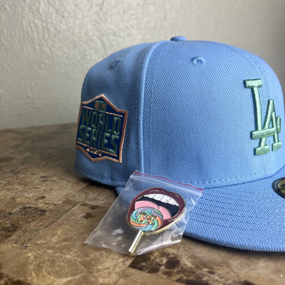 LA Doggers Fitted hat - Picture 2 of 4